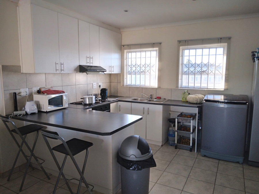 3 Bedroom Property for Sale in Stratford Green Western Cape